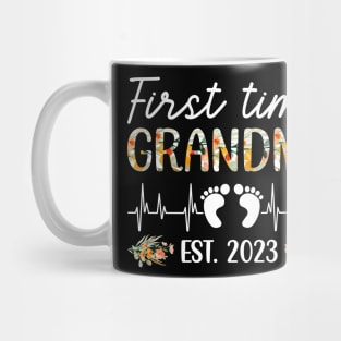 First time grandma 2023 Mug